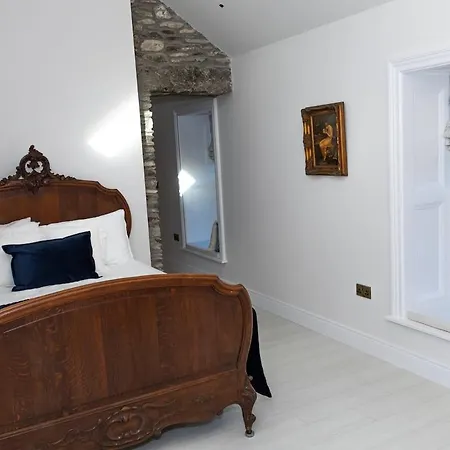 Lil's Cottage, * Grangecon